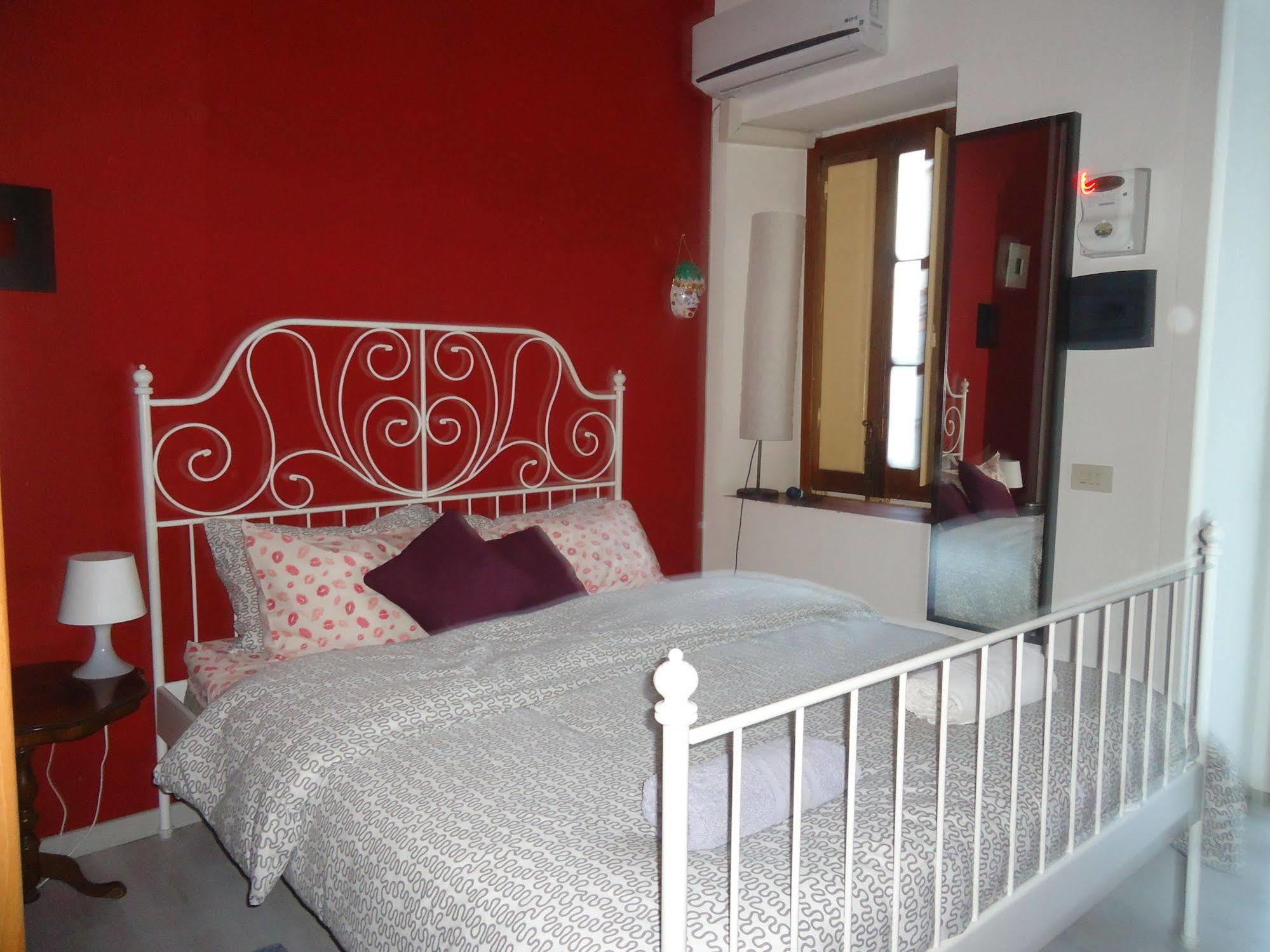 Hostel Taormina - Homstel Экстерьер фото